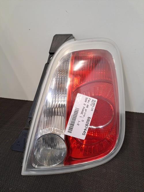 Image Feu arriere principal droit (feux) - FIAT 500 2