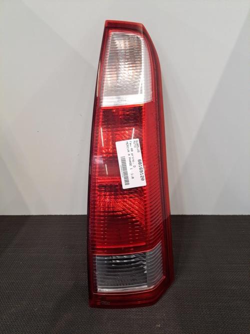 Image Feu arriere principal droit (feux) - OPEL MERIVA A