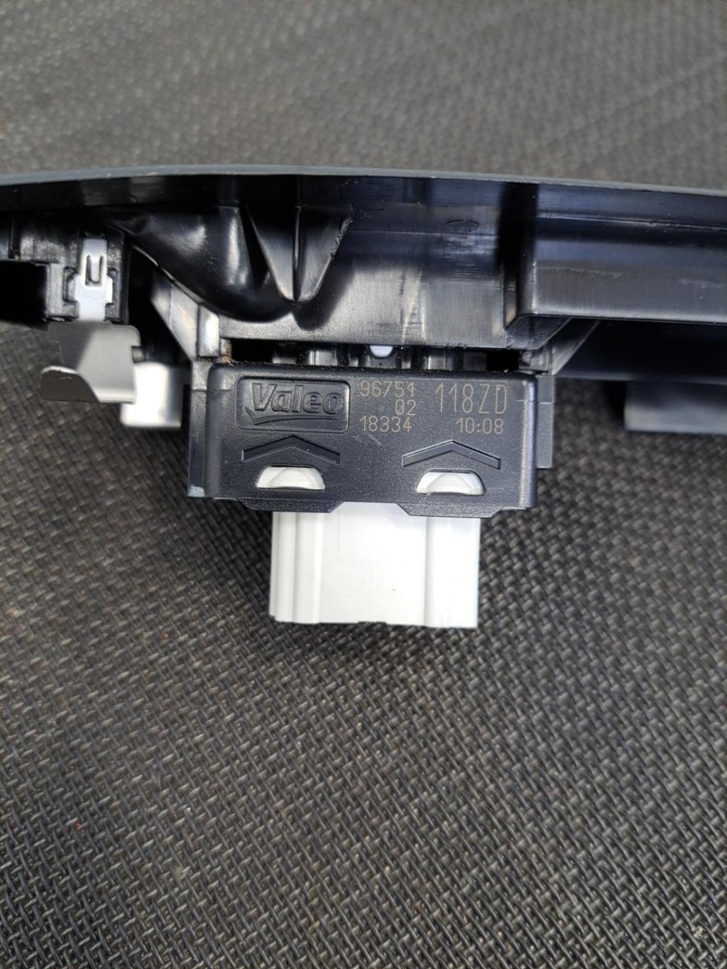Pièce Auto