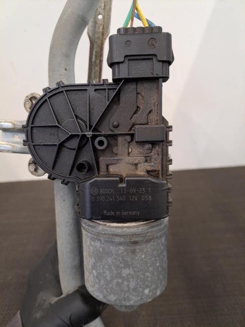 Image Moteur essuie glace avant - PEUGEOT 208 1