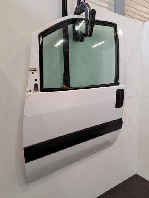 Image Porte avant gauche - PEUGEOT EXPERT