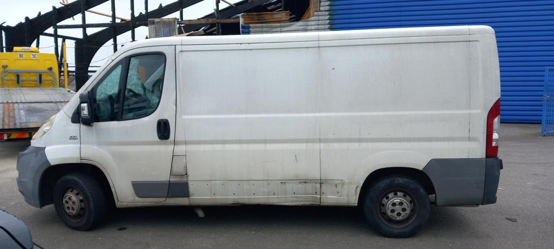 Image Charniere de porte arriere gauche - FIAT DUCATO 3
