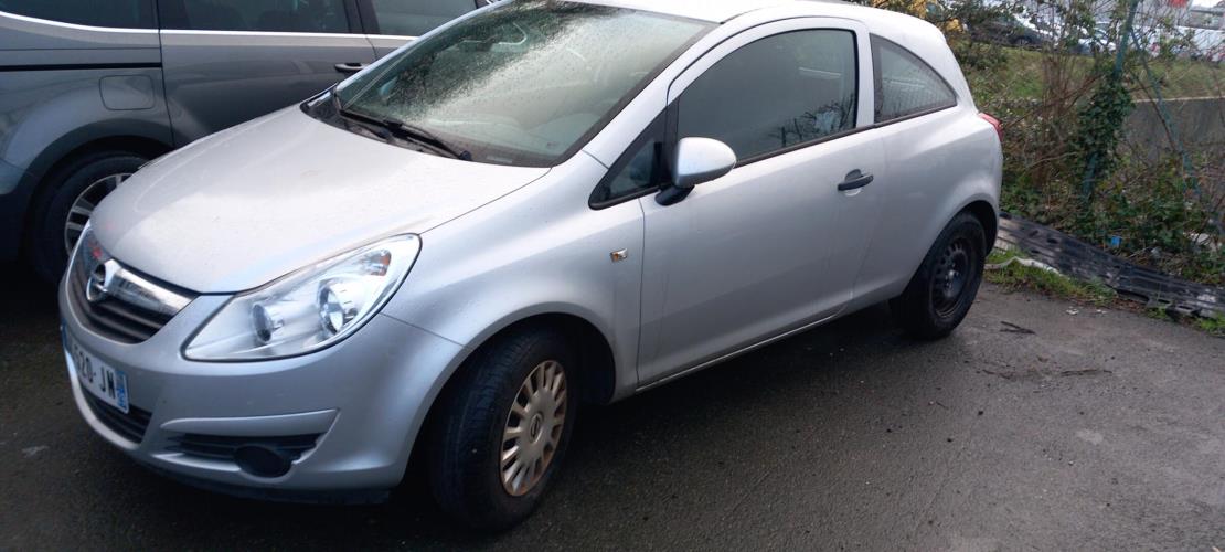 Image Porte avant gauche - OPEL CORSA D