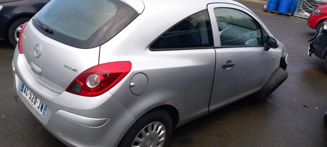 Image Porte avant gauche - OPEL CORSA D