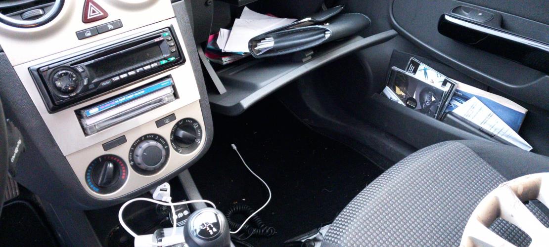 Image Porte avant gauche - OPEL CORSA D