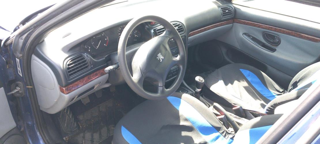 Image Feu arriere principal gauche (feux) - PEUGEOT 406