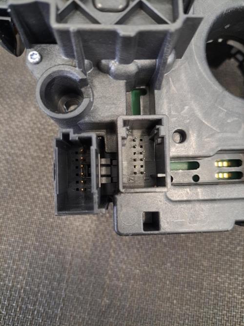 Image Com (Bloc Contacteur Tournant+Commodo Essuie Glace+Commodo Phare) - BMW SERIE 1 F21
