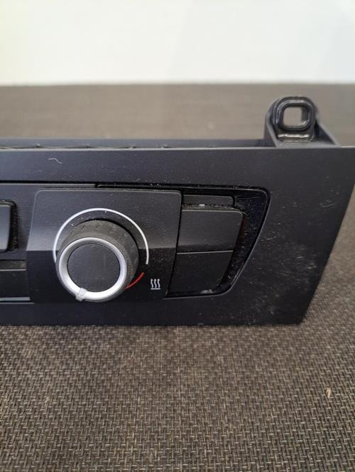 Image Commande chauffage - BMW SERIE 1 F21