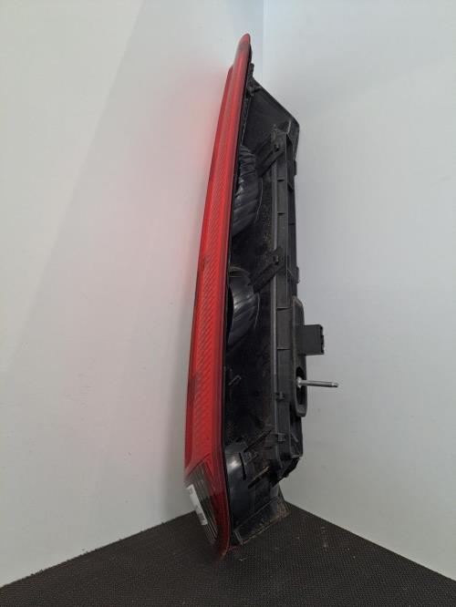 Image Feu arriere principal droit (feux) - FORD FIESTA 5