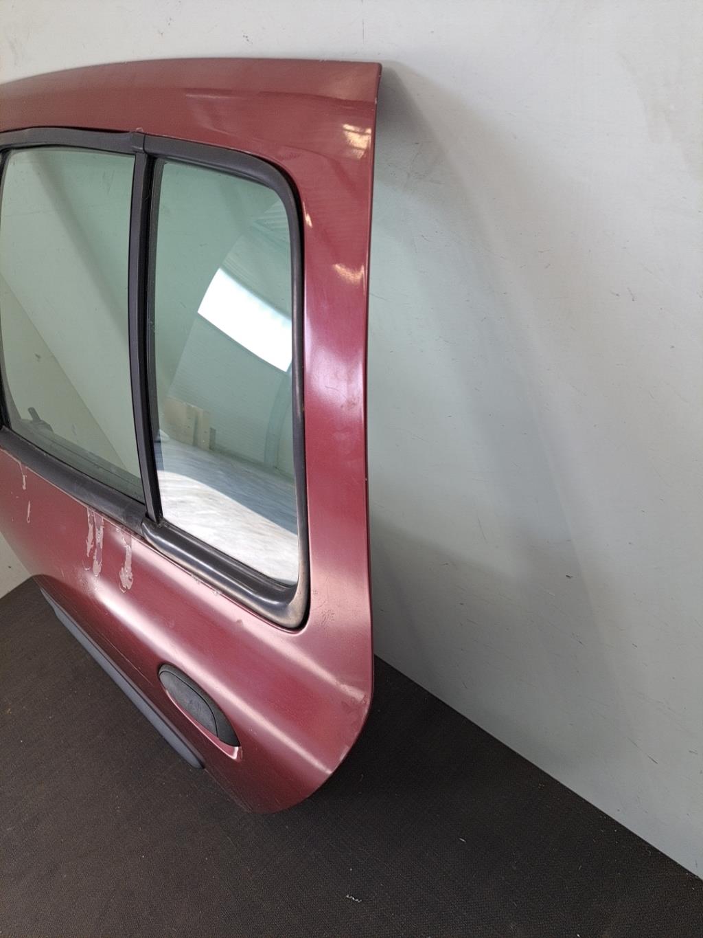 Porte arriere gauche RENAULT CLIO 2 PHASE 1 Diesel - 1