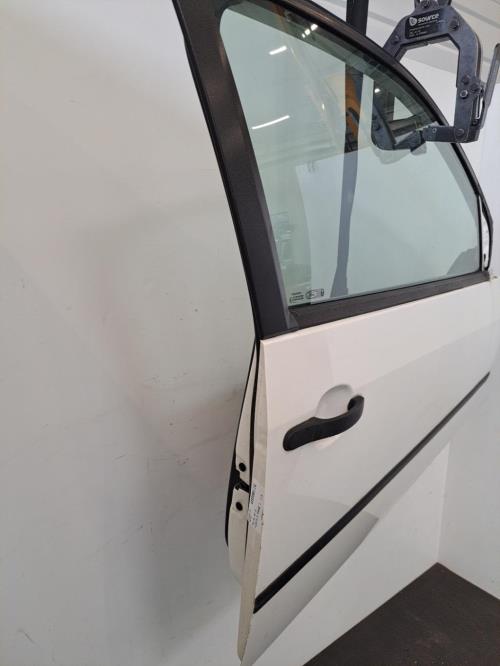 Image Porte avant droit - FORD FIESTA 5