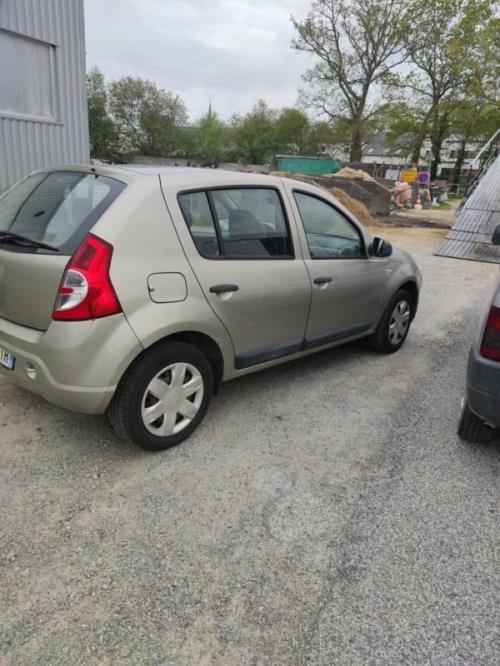 Image Trappe d'essence - DACIA SANDERO 1