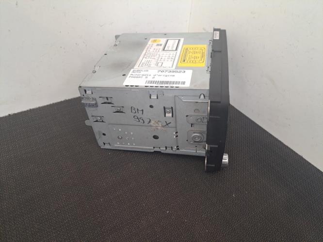 Image Autoradio d'origine - VOLKSWAGEN PASSAT 5