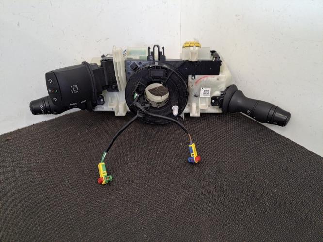 Image Com (Bloc Contacteur Tournant+Commodo Essuie Glace+Commodo Phare) - RENAULT MEGANE 3