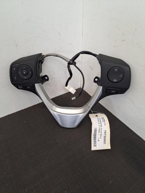Image Commande autoradio - TOYOTA AURIS 2