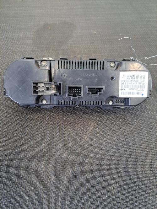 Image Commande chauffage - MERCEDES CLASSE CLA 117