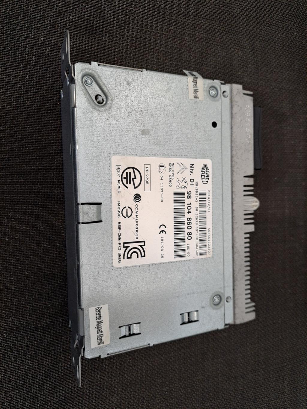 Ecran GPS CITROEN C4 GRAND PICASSO 2 PHASE 1 Diesel - 1