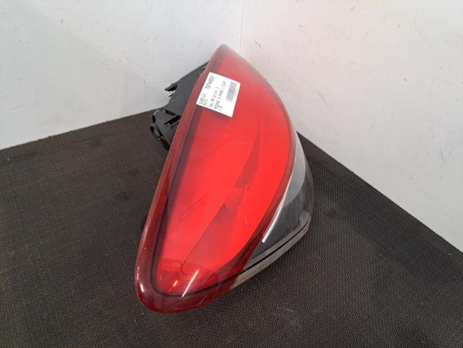 Image Feu arriere principal droit (feux) - RENAULT MEGANE 3