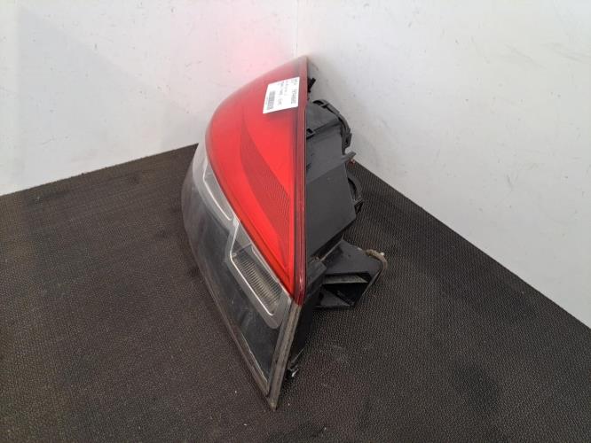Image Feu arriere principal droit (feux) - RENAULT MEGANE 3