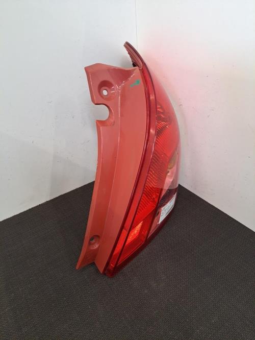 Image Feu arriere principal droit (feux) - SUZUKI SWIFT 3
