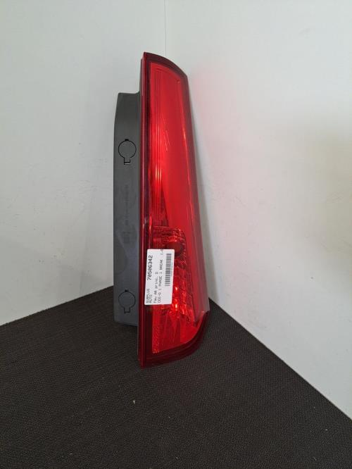 Image Feu arriere secondaire droit (feux) - KIA CEE-D 1