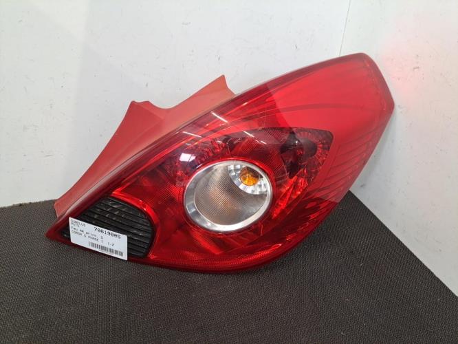 Image Feu arriere principal droit (feux) - OPEL CORSA D