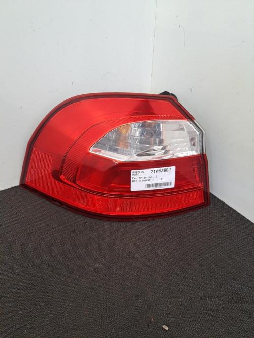 Image Feu arriere principal gauche (feux) - KIA RIO 3