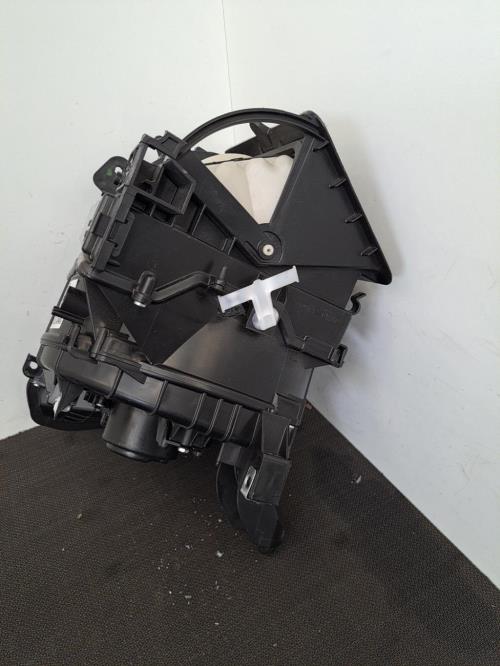 Image Ventilateur chauffage - TOYOTA AURIS 2