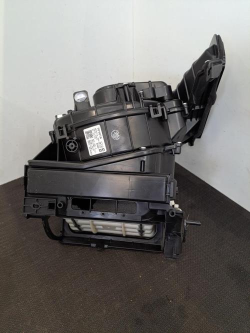 Image Ventilateur chauffage - TOYOTA AURIS 2