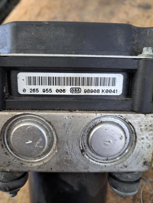 Image Bloc ABS (freins anti-blocage) - VOLKSWAGEN POLO 5