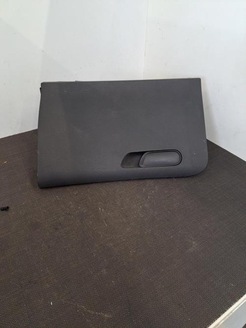 Image Boite a gants - CITROEN C4 2