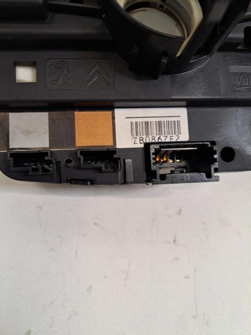 Image Com (Bloc Contacteur Tournant+Commodo Essuie Glace+Commodo Phare) - PEUGEOT 208 1