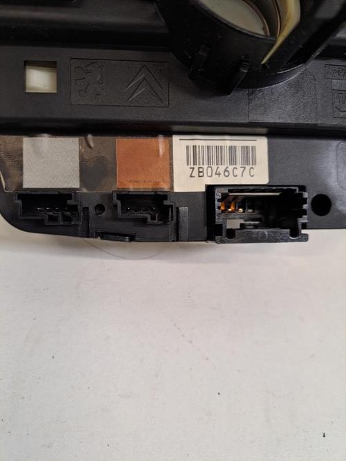 Image Com (Bloc Contacteur Tournant+Commodo Essuie Glace+Commodo Phare) - PEUGEOT 208 1