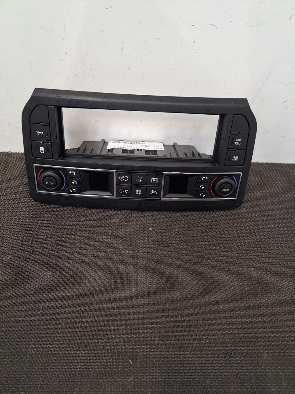 Commande chauffage CITROEN C5 2 Diesel - 1