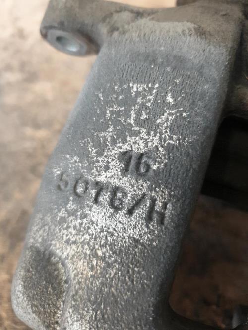 Image Etrier arriere droit (freinage) - VOLKSWAGEN PASSAT 5