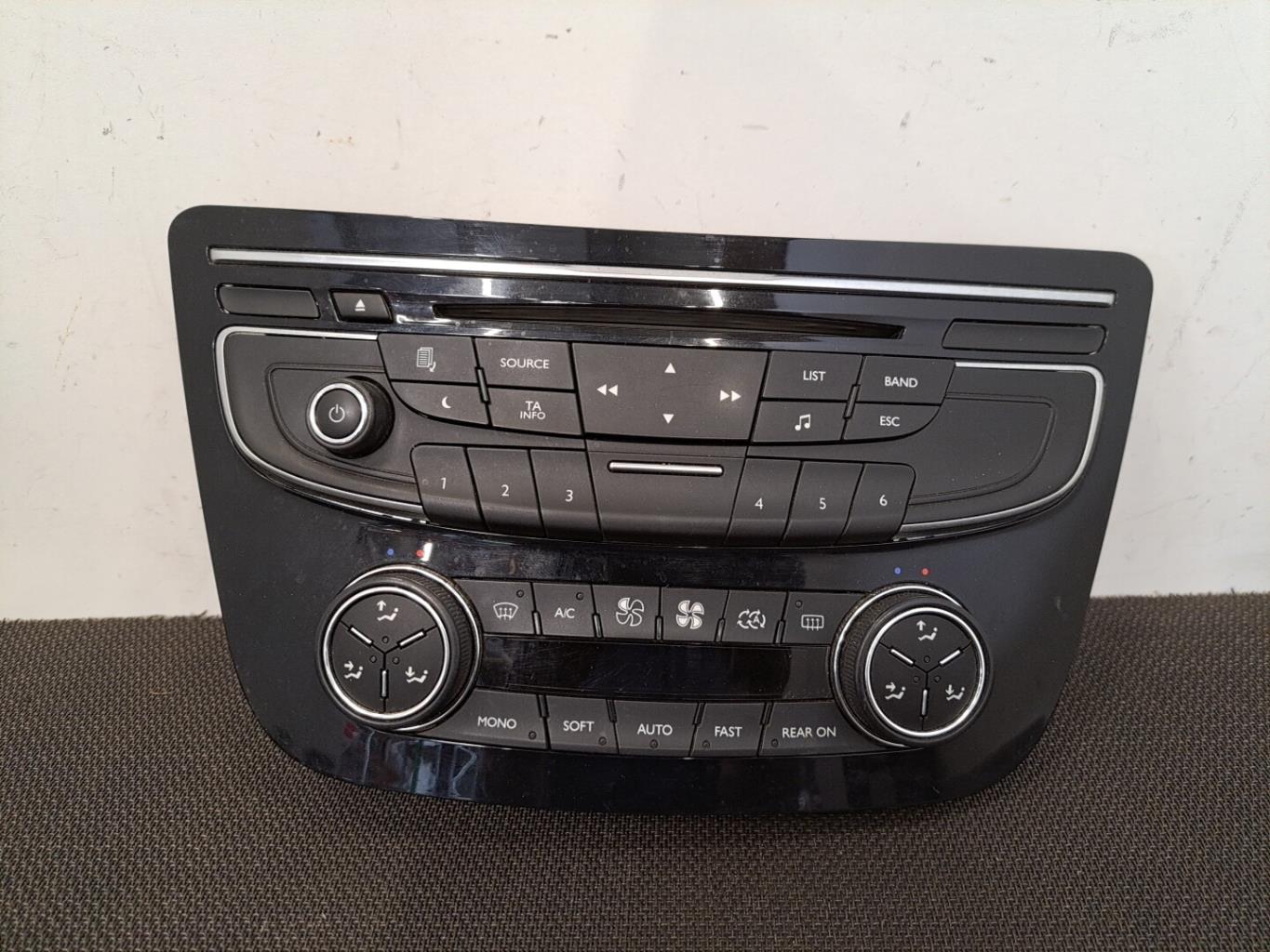 Facade autoradio PEUGEOT 508 1 PHASE 1 Diesel - 1