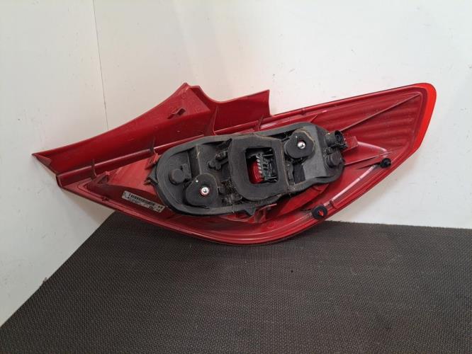 Image Feu arriere principal gauche (feux) - OPEL CORSA D