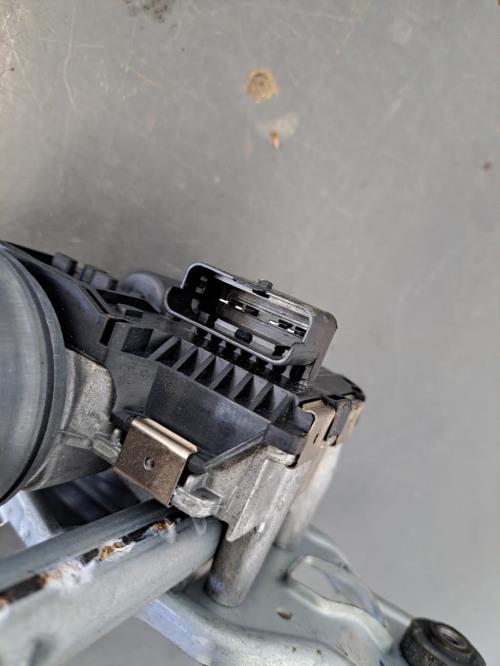Image Moteur essuie glace avant gauche - PEUGEOT 3008 1