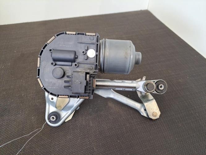 Image Moteur essuie glace avant droit - PEUGEOT 5008 1