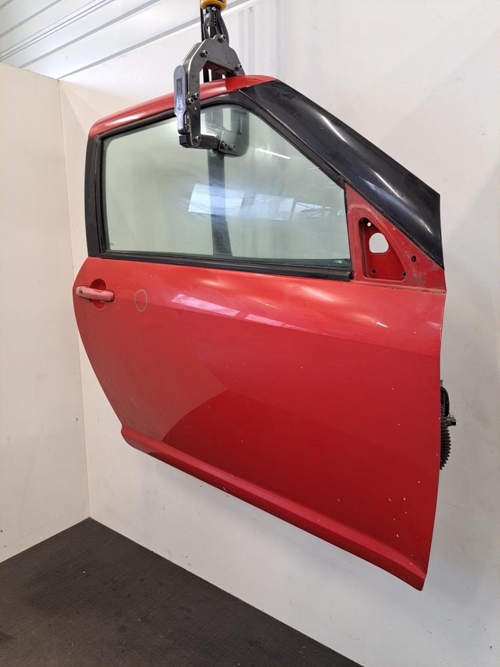 Porte avant droit SUZUKI SWIFT 3 Diesel - 1