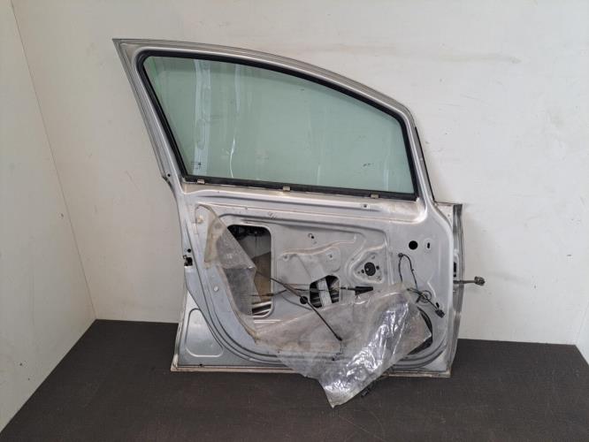 Image Porte avant gauche - OPEL CORSA D