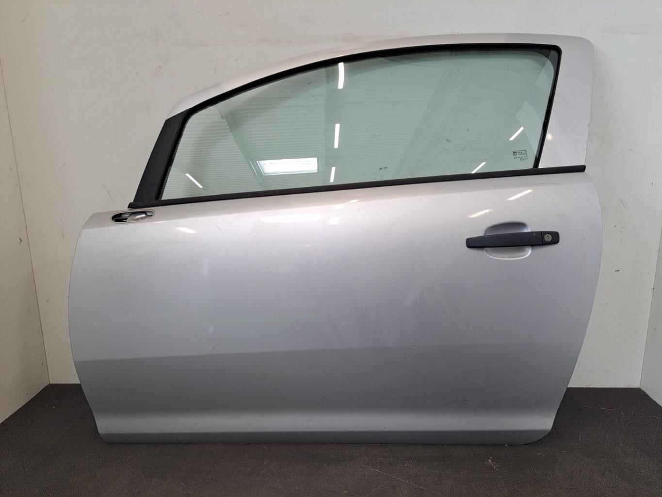 Porte avant gauche OPEL CORSA D PHASE 1 Diesel - 1