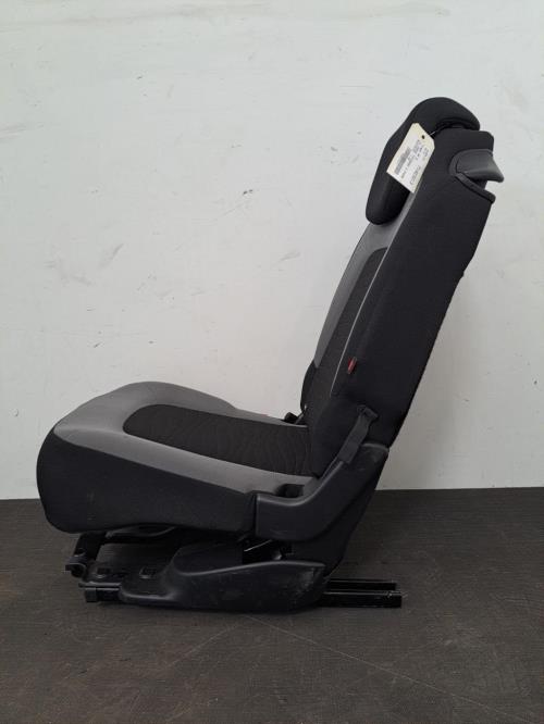 Image Siege arriere gauche - CITROEN C4 GRAND PICASSO 2
