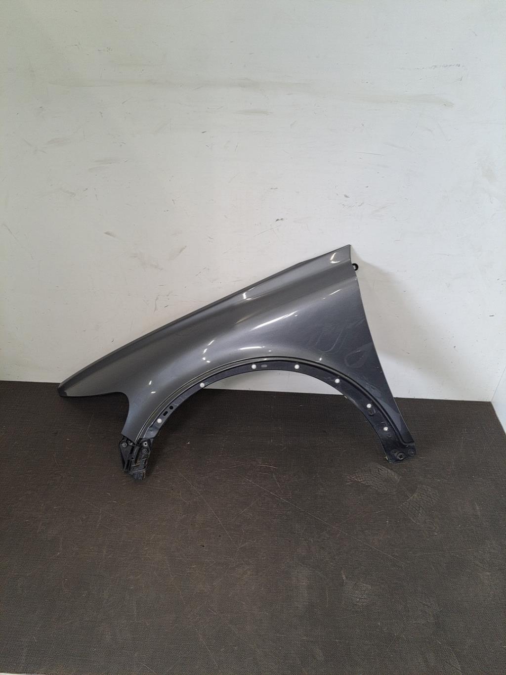 Aile avant gauche VOLVO C 30 PHASE 1 Diesel - 1
