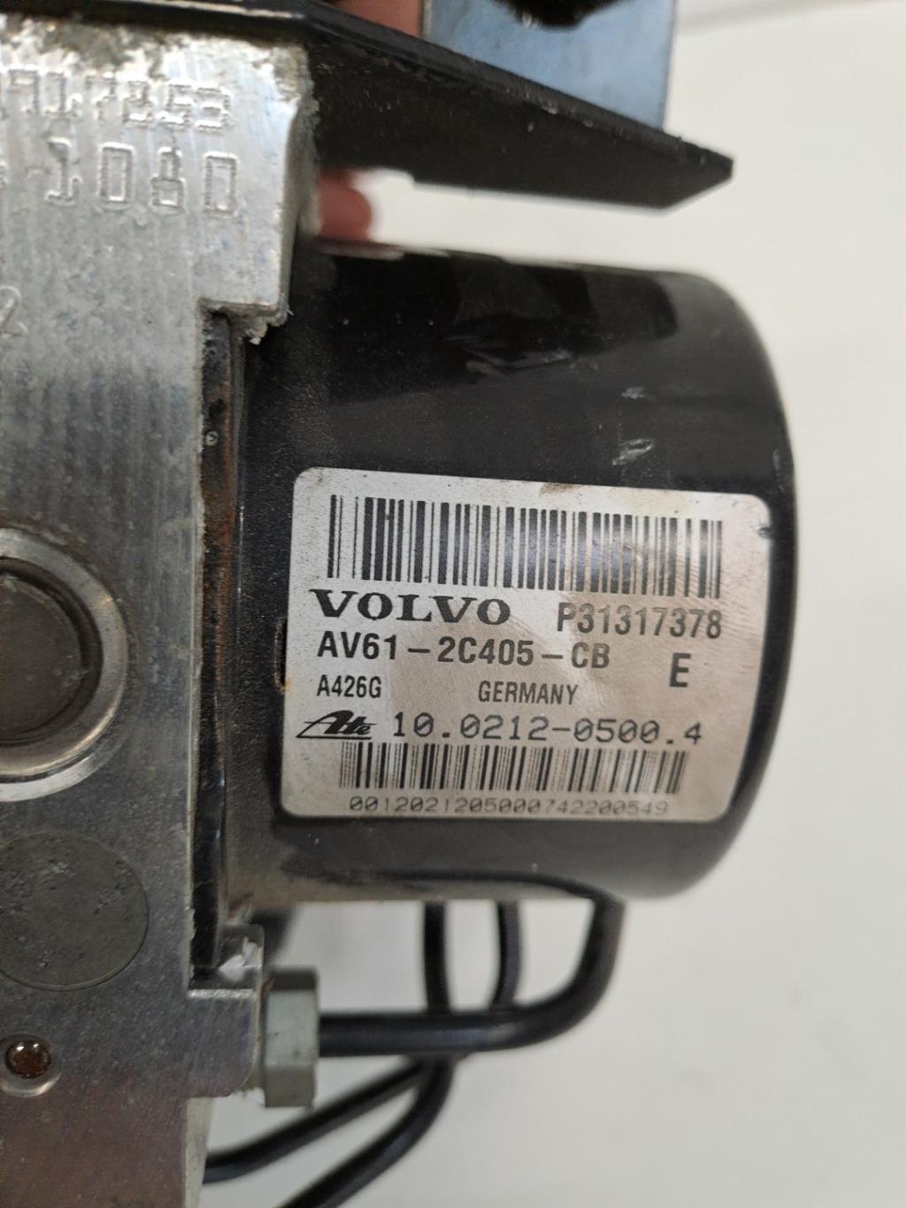 Bloc ABS (freins anti-blocage) VOLVO C 70 2 PHASE 2 CABRIOLET Diesel - 1