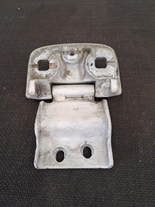 Image Charniere de porte arriere gauche - FIAT DUCATO 3