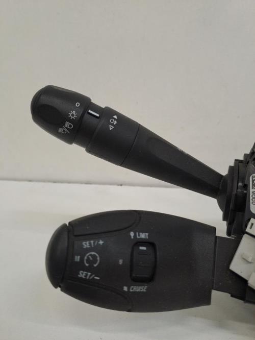 Image Com (Bloc Contacteur Tournant+Commodo Essuie Glace+Commodo Phare) - PEUGEOT 208 1