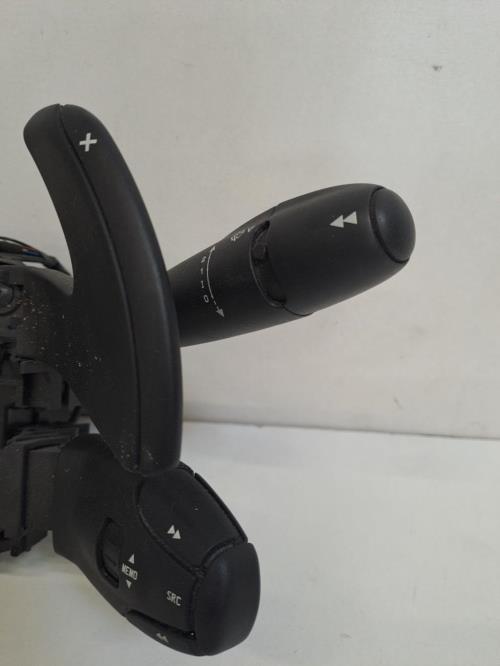 Image Com (Bloc Contacteur Tournant+Commodo Essuie Glace+Commodo Phare) - CITROEN BERLINGO 2