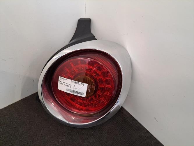 Image Feu arriere principal droit (feux) - ALFA ROMEO MITO