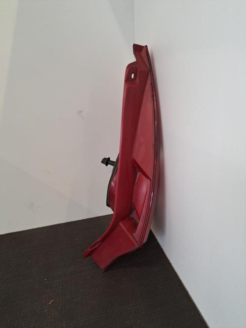 Image Feu arriere principal droit (feux) - FORD FIESTA 6